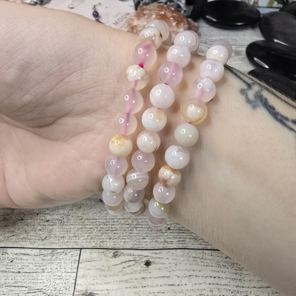 Flower Agate Crystal Bracelet - Picture 2 of 5